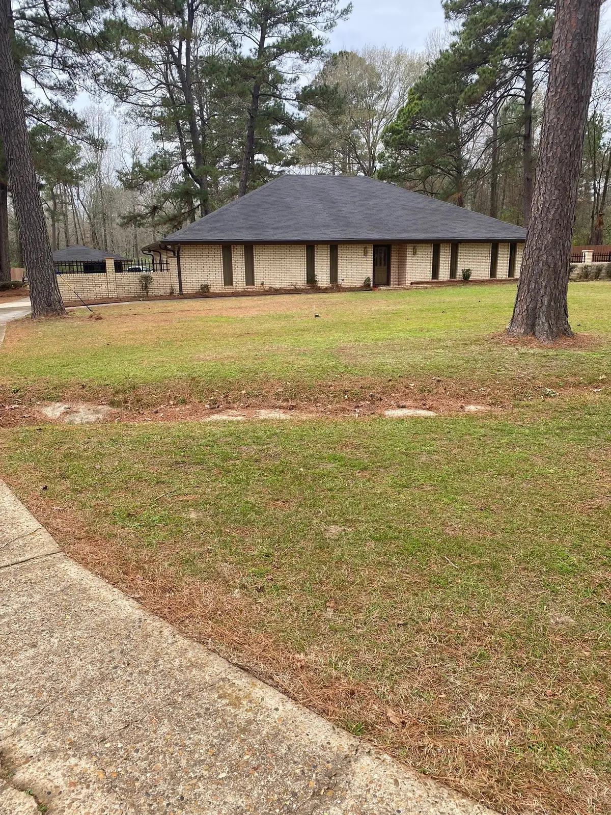 7985 N Lakeshore Drive, Shreveport, LA 71107 - #1