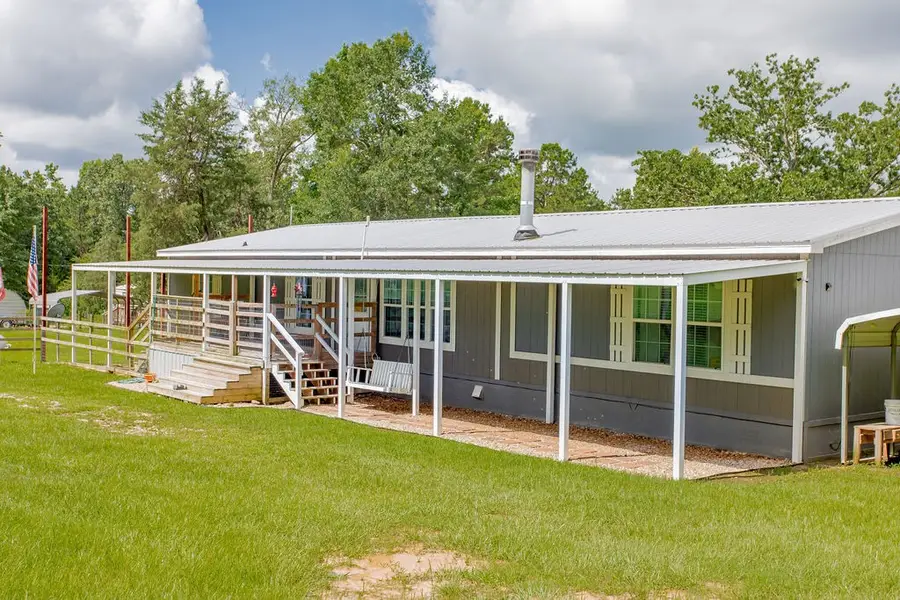 636 Roberson Road, Hallsville, TX 75650 - Image #2