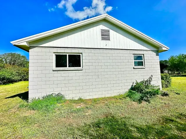 380 King Drive, Victoria, TX 77904 - Image #2