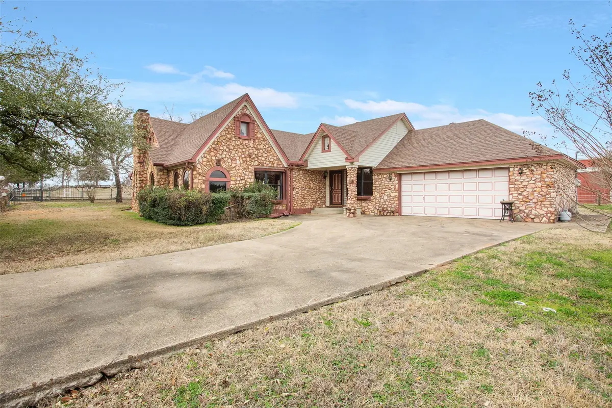 649 E Us Highway 84, Fairfield, TX 75840 - #1