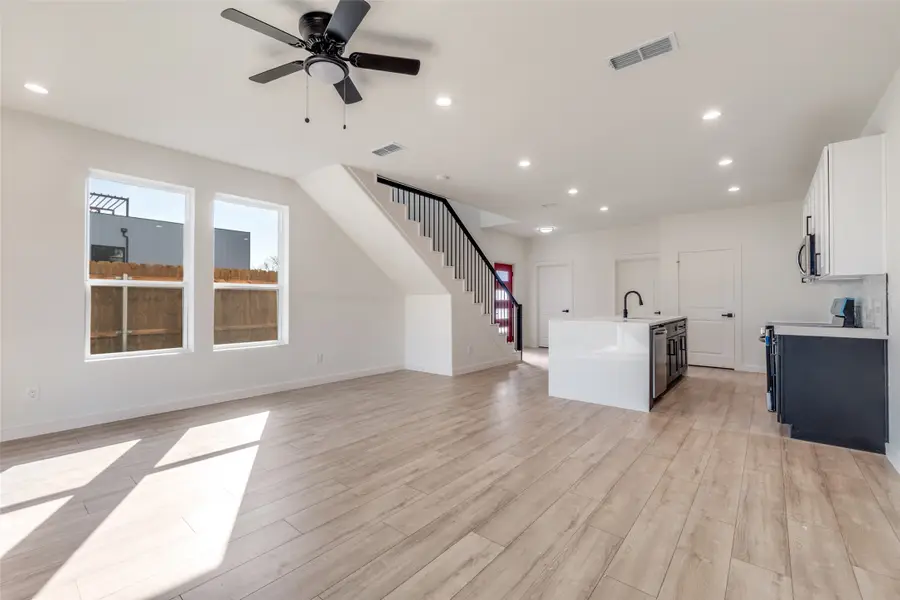 2416 Merlin Street, Dallas, TX 75215 - Image #2