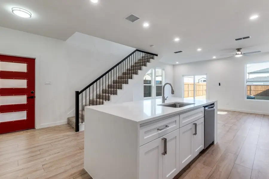 2433 Jeffries Street, Dallas, TX 75215 - #2