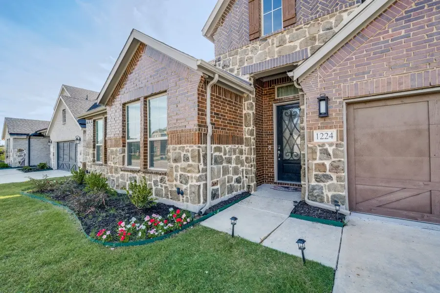 1224 Villalonga Drive, Little Elm, TX 75068 - Image #3