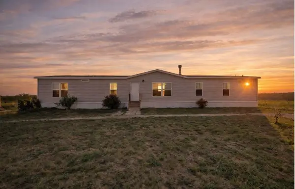 10026 County Road 4350, Frost, TX 76641