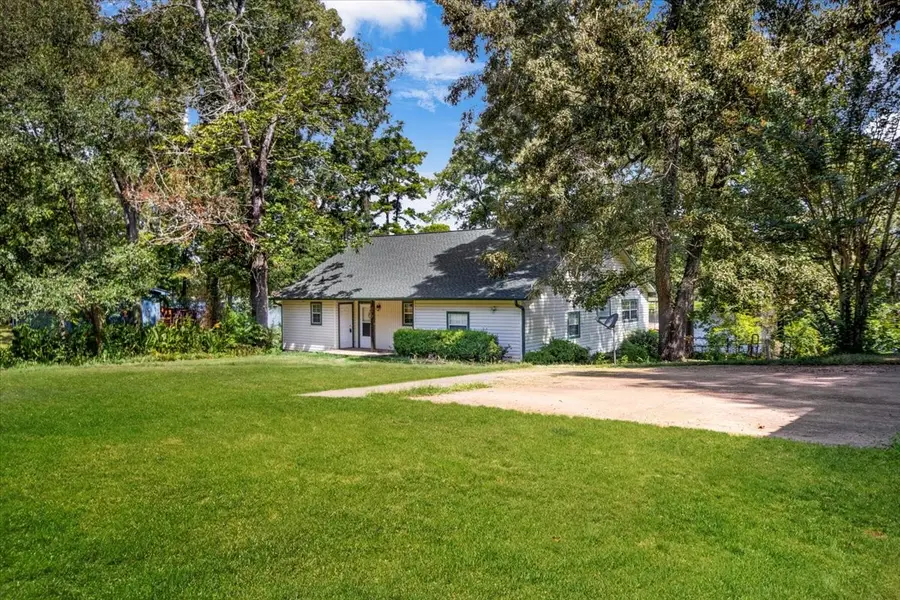 20009 Southside Circle, Winona, TX 75792 - Image #3