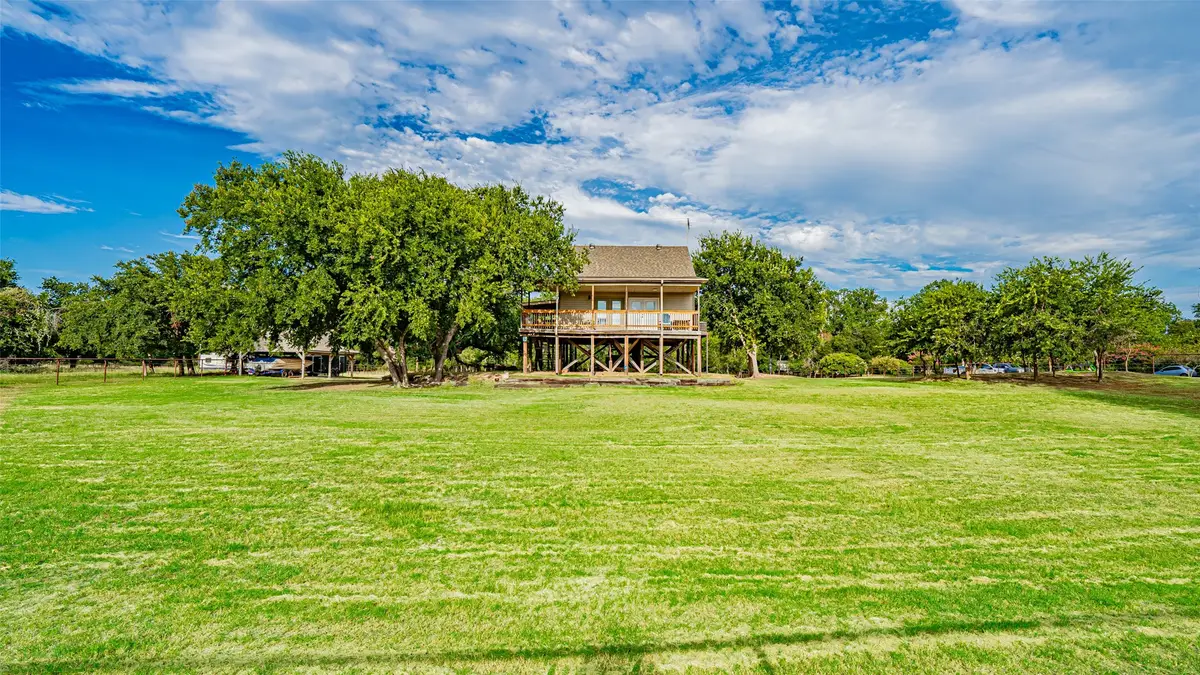 7006 River Trail, Weatherford, TX 76087 - Image #1