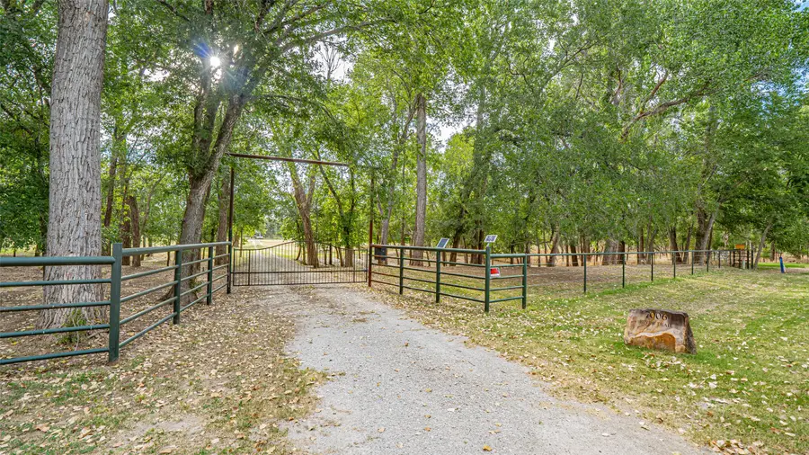 7006 River Trail, Weatherford, TX 76087 - Image #2