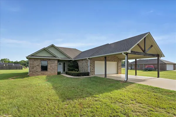 15848 County Road 472, Tyler, TX 75706