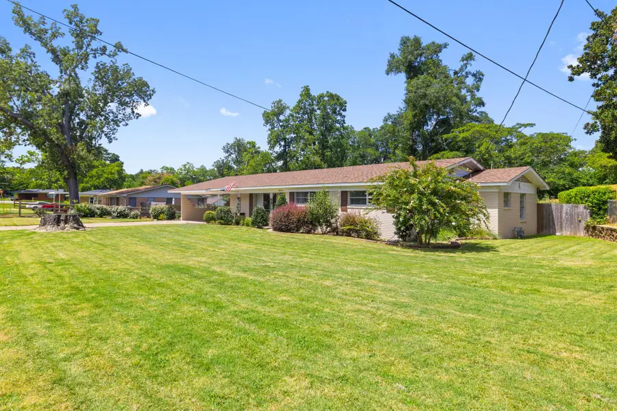 3014 Brentwood Drive, Tyler, TX 75701 - Image #2