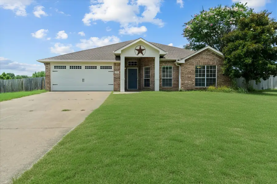 833 Greenwood Circle, Lindale, TX 75771 - #2