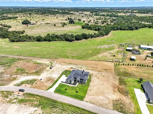 108 Gibson Bend, Weatherford, TX 76087