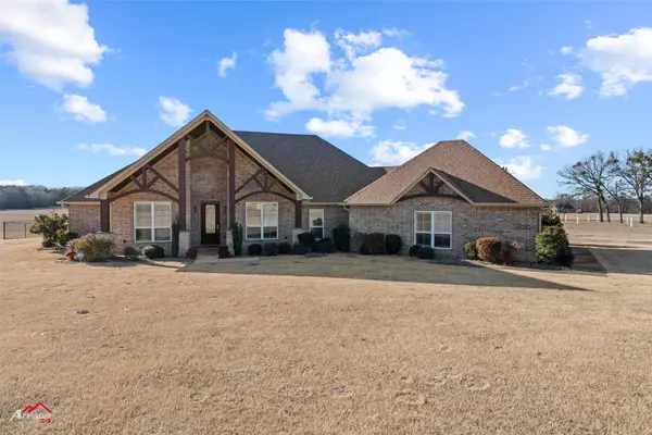 15671 Stallion Lake Boulevard, Lindale, TX 75771