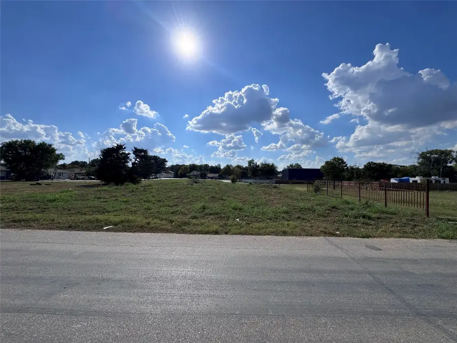 3733 Kolloch Drive, Dallas, TX 75216 - Image #3