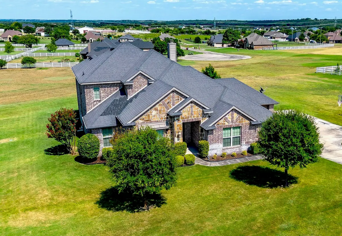 105 Legacy Downs Drive, Fort Worth, TX 76126 - Image #1