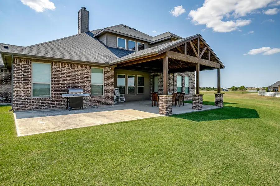 105 Legacy Downs Drive, Fort Worth, TX 76126 - Image #3