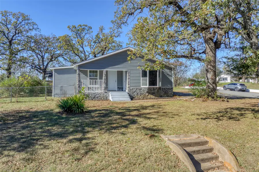 1301 S Scullin Avenue, Denison, TX 75020 - Image #3
