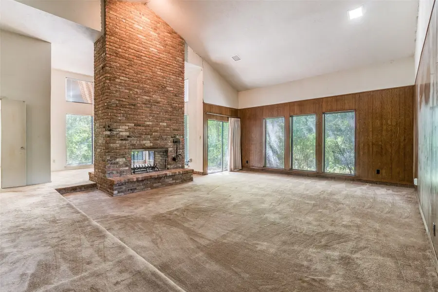 512 Spinner Road, Desoto, TX 75115 - Image #3