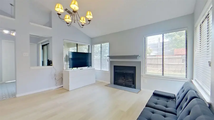 6003 Ivy Glen Drive, Arlington, TX 76017 - #2