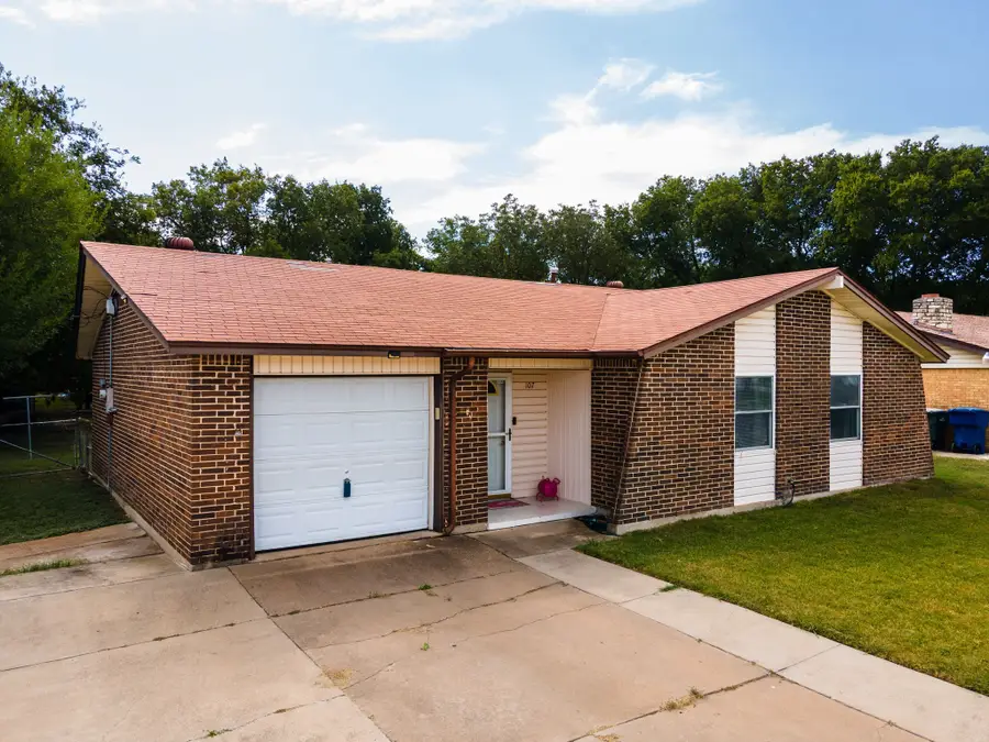 107 Hardeman Street, Copperas Cove, TX 76522 - Image #2