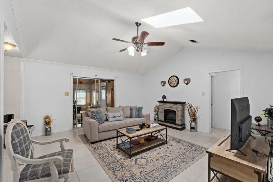 107 Hardeman Street, Copperas Cove, TX 76522 - Image #3