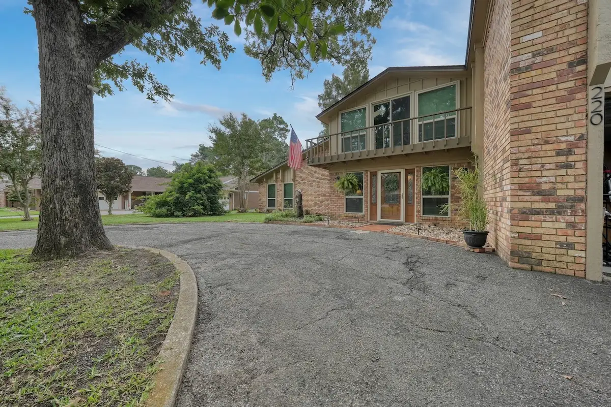 220 Texas Drive, Hideaway, TX 75771 - Image #1