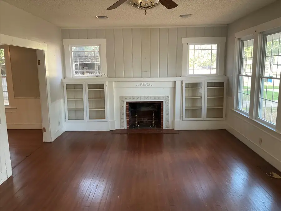 118 S 31st Street, Corsicana, TX 75110 - #3