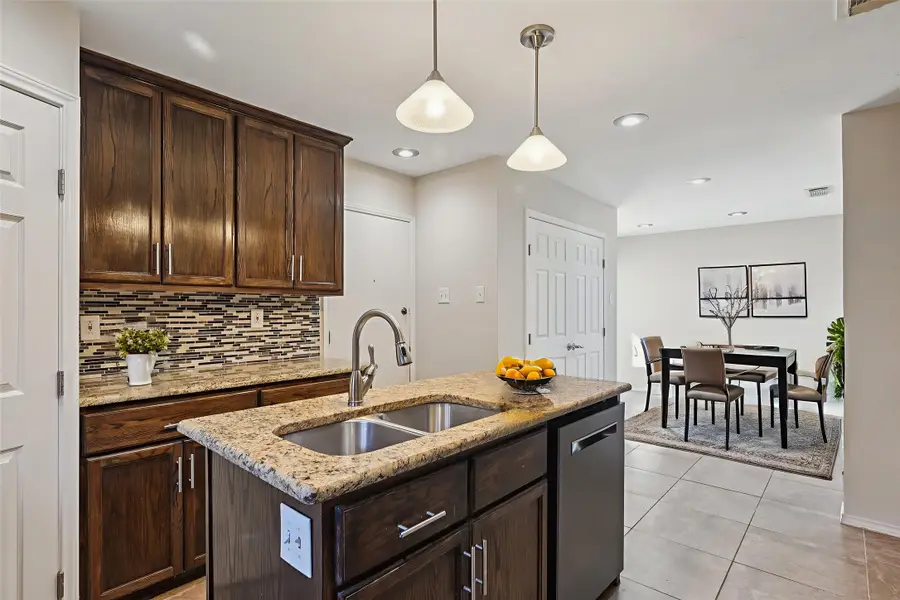 2804 Winterstone Drive, Plano, TX 75023 - Image #3