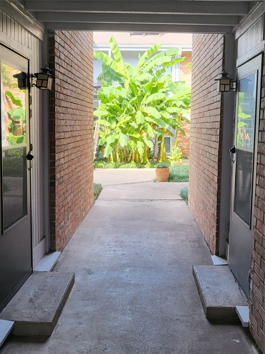 4317 Hartford Street #109, Dallas, TX 75219 - Image #3