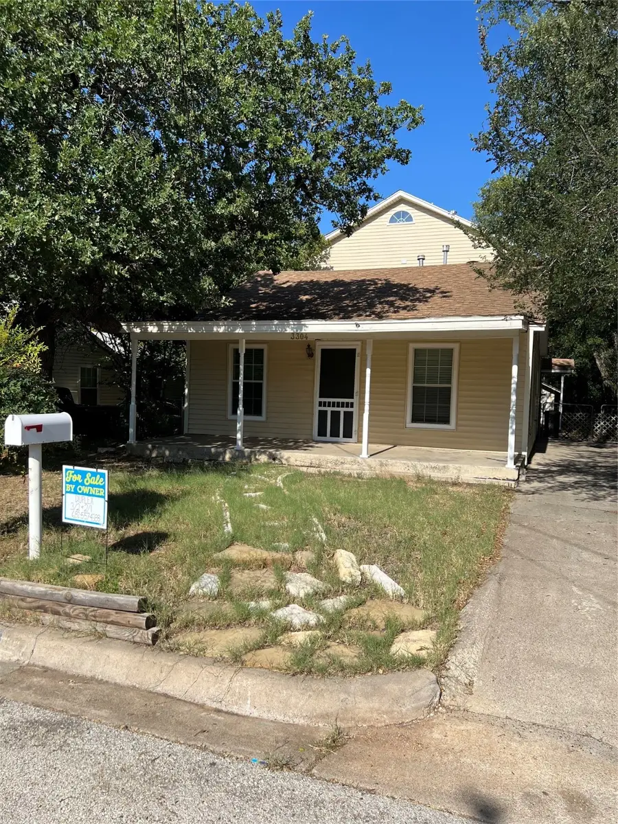 3304 Huron Trail, Lake Worth, TX 76135 - Image #2