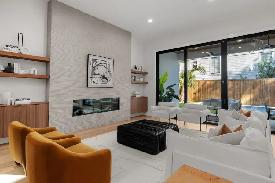 6231 Mccommas Boulevard, Dallas, TX 75214 - Image #3