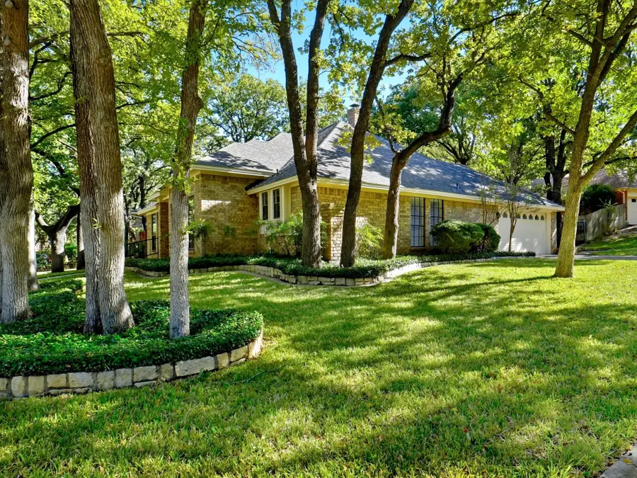 3106 Clear Lake Court, Arlington, TX 76017 - Image #2