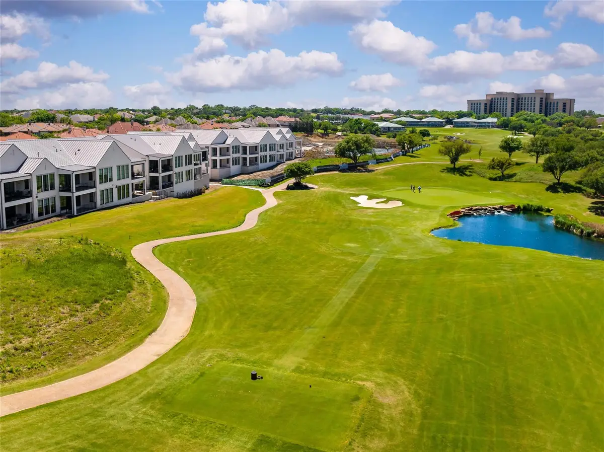 360 O' Connor Ridge Boulevard #12, Irving, TX 75038 - Image #1