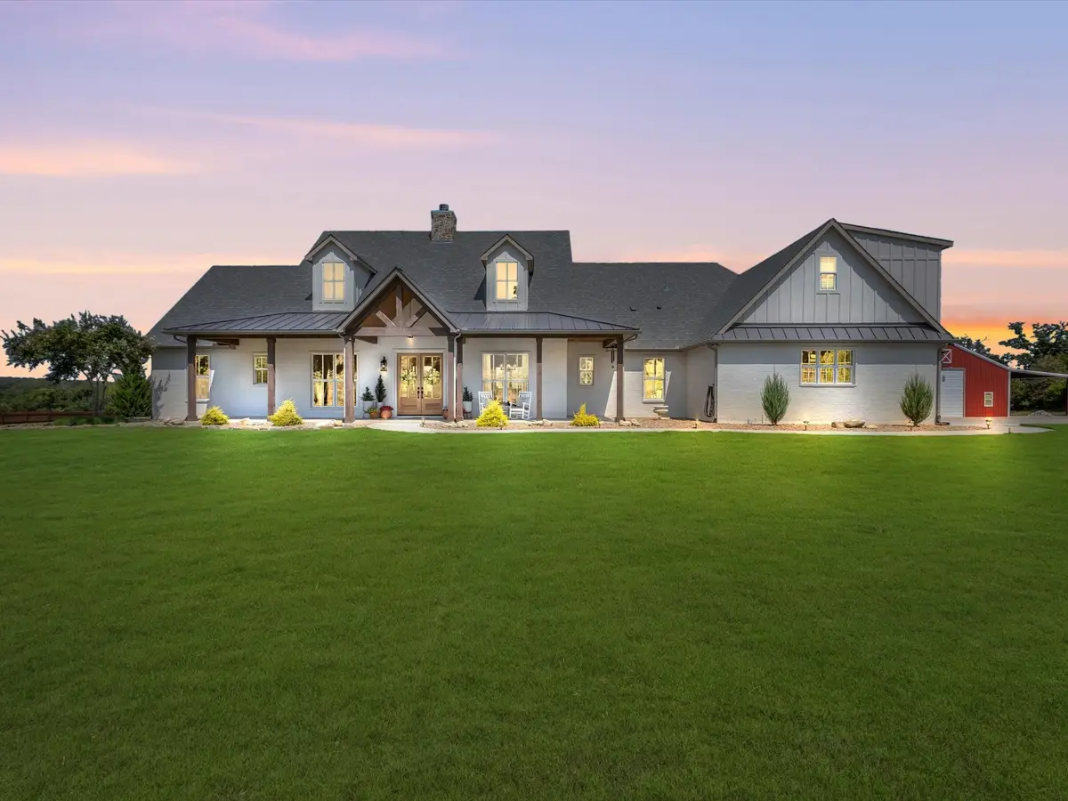 357 Mastadon Way, Weatherford, TX 76085 - Image #1