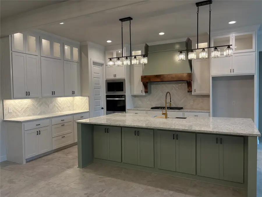 189 Rio Rancho Drive, Decatur, TX 76234 - Image #3