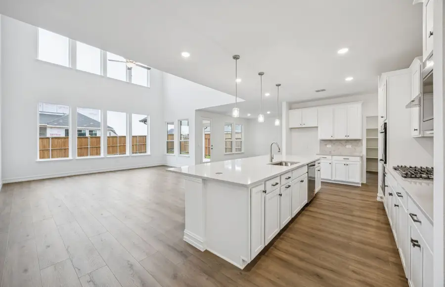 6716 Mill Creek Drive, McKinney, TX 75071 - Image #3