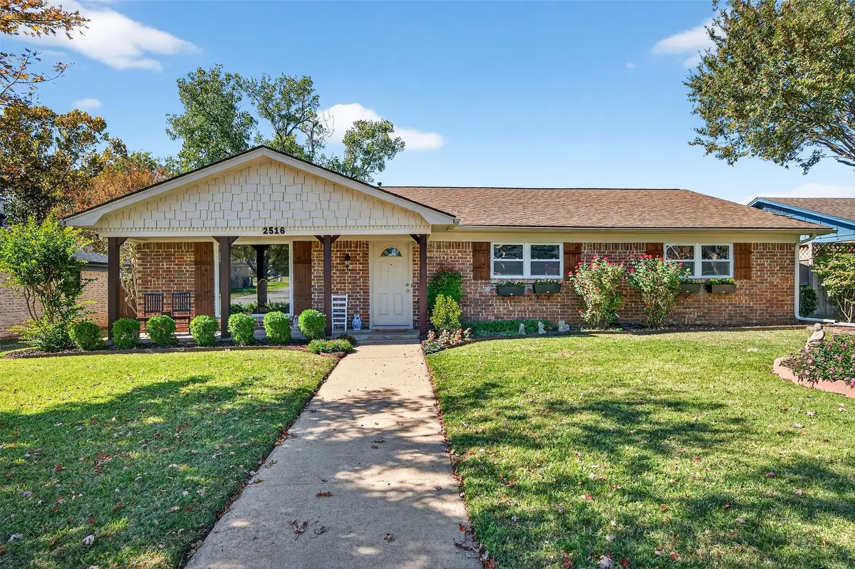 2516 Bennett Avenue, Sherman, TX 75090 - Image #1