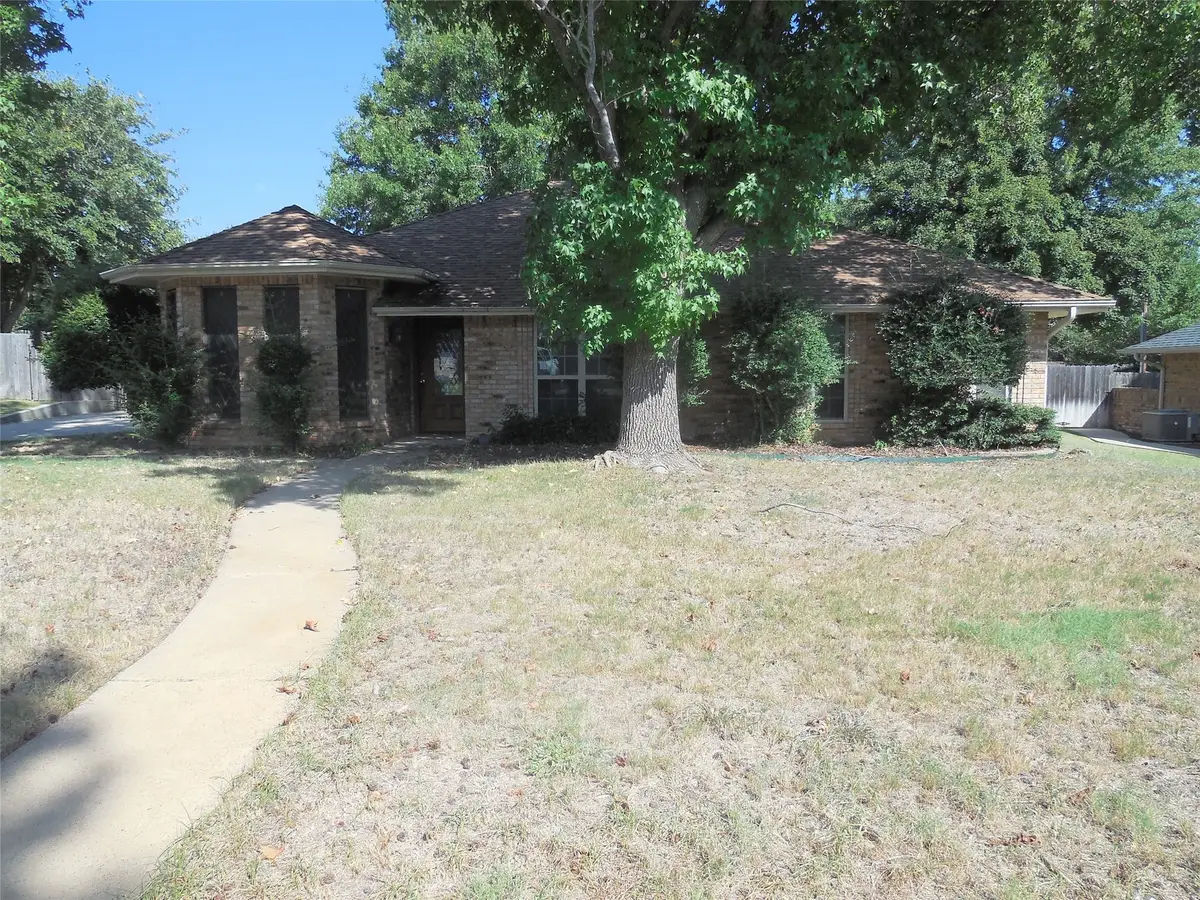105 Mustang Drive, Graham, TX 76450 - Image #1