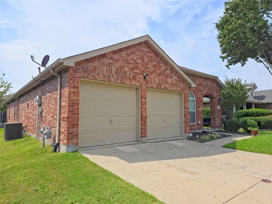 514 Pinto Lane, Forney, TX 75126 - Image #2