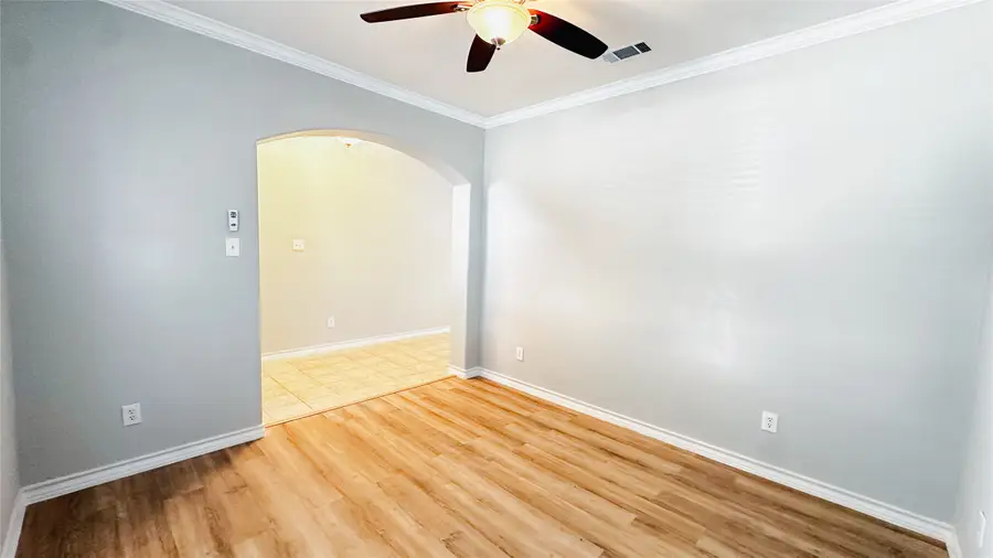 5813 Fathom Drive, Fort Worth, TX 76135 - Image #2