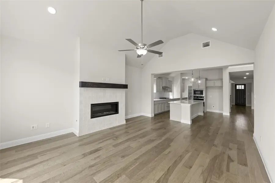 14462 Mcclint, Pilot Point, TX 76258 - Image #3