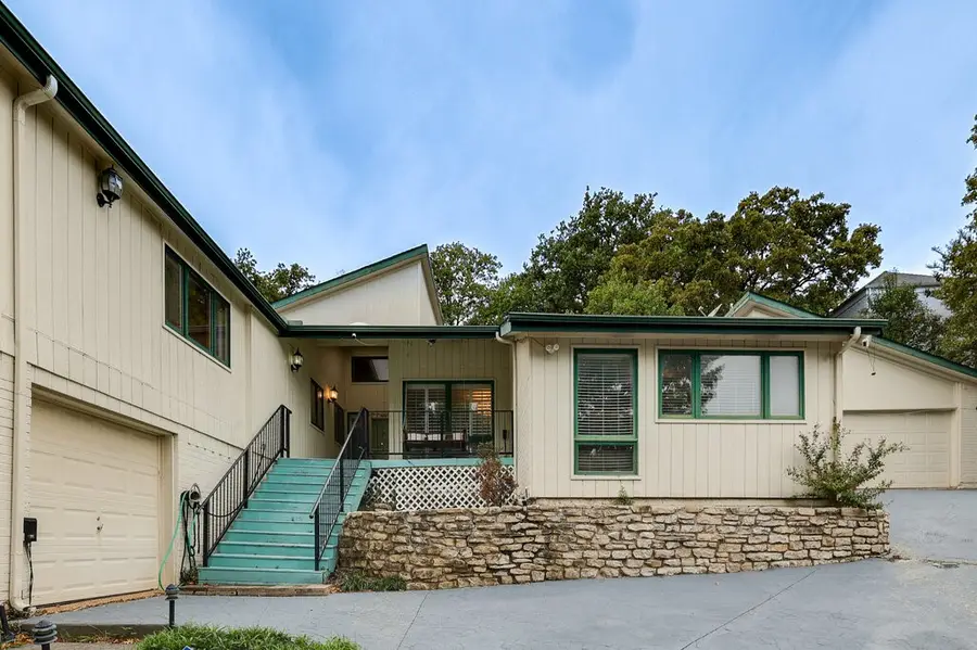 1405 Blackhill Court, Arlington, TX 76012 - Image #2