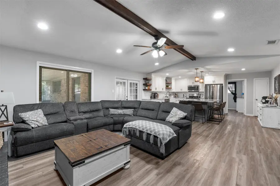 1002 W Elizabeth Drive, Robinson, TX 76706 - #3