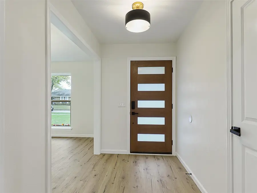 3600 Lynbrook Drive, Plano, TX 75075 - Image #3