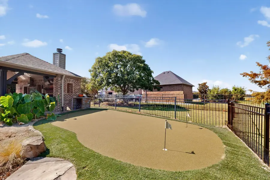 1221 E Secretariat Drive, Terrell, TX 75160 - Image #3