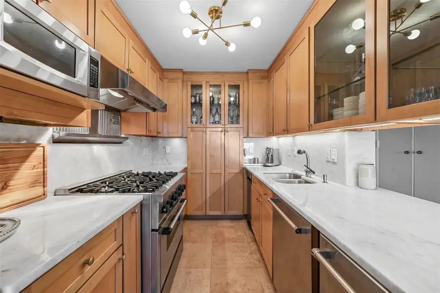 3883 Turtle Creek Boulevard #2015, Dallas, TX 75219 - Image #3