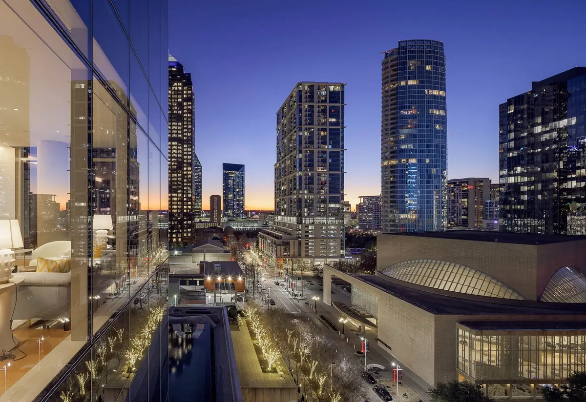 1747 Leonard Street #802, Dallas, TX 75201 - Image #1