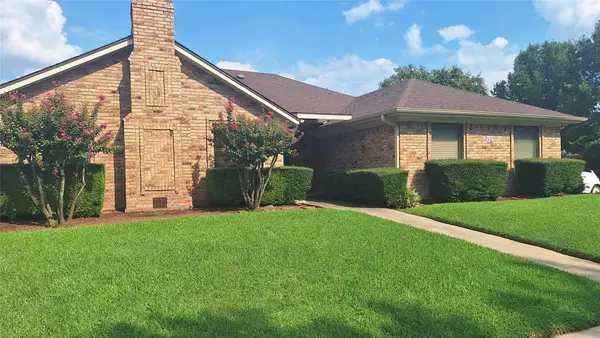 2609 Talisman Court, Bedford, TX 76021