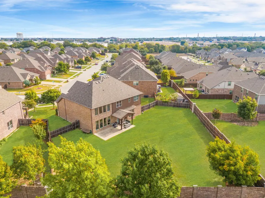 1601 Saint Albans Drive, McKinney, TX 75071 - Image #2