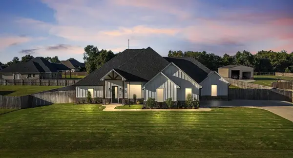 21849 Country Meadows, Bullard, TX 75757