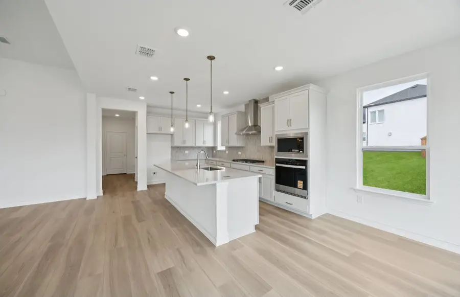 6717 Mill Creek Drive, McKinney, TX 75071 - Image #3